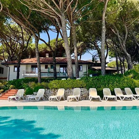 Park Hotel Pineta & Dependance Suite Eraclea Mare Exterior photo