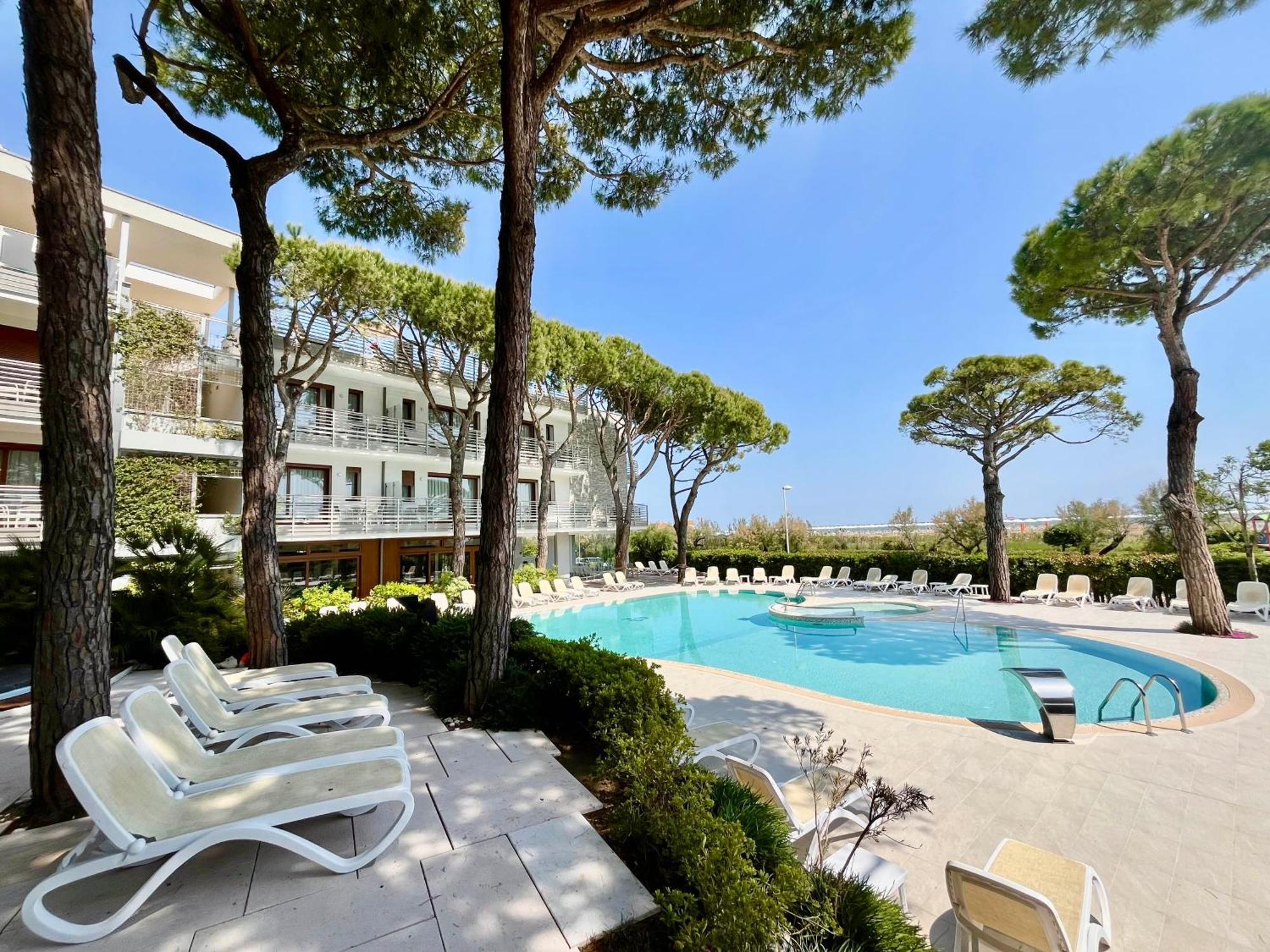 Park Pineta & Dependance 3* Eraclea Mare